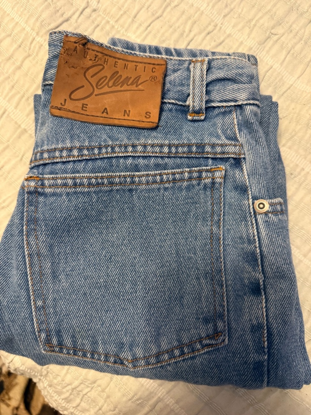 Women's Light Blue High-Rise Jeans